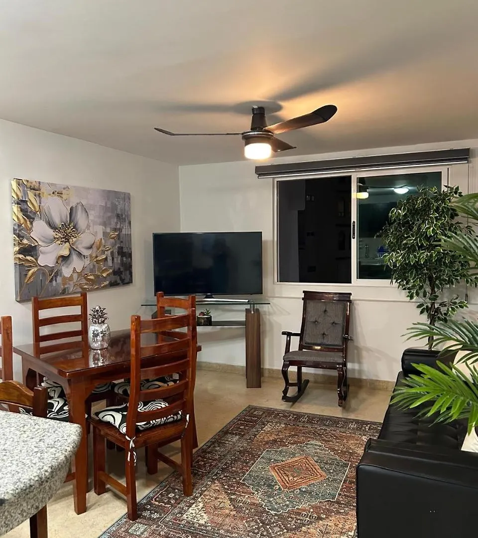 マサトラン2 Bdrm - Sleeps 8 -Ocean Front -Ocean Viewアパートメント
